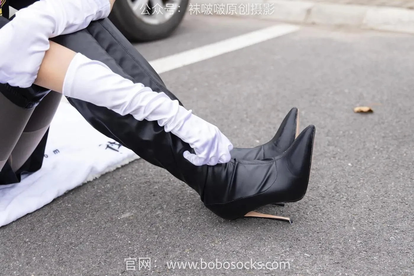 [BoBoSocks袜啵啵]NO.146 小甜豆-高跟长靴、黑色踩脚裤、肉丝 [154P]插图1